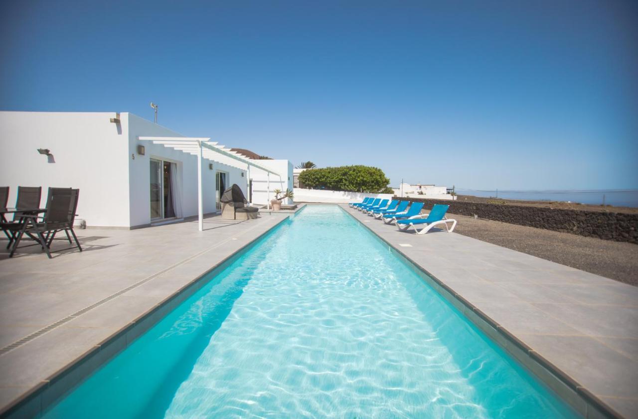 Casa Conil With A Private 25 Meter Heated Pool Villa Eksteriør billede